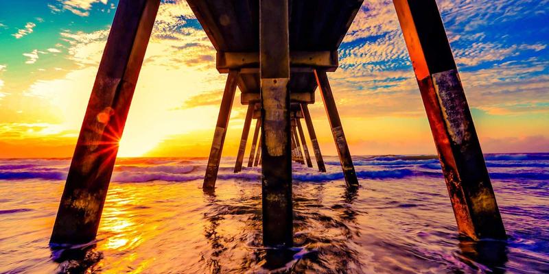 艺术涂鸦与创意生活：用胶囊衣橱构建你的极简时尚灵感体系